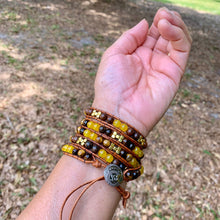 Load image into Gallery viewer, 5-Wrap with TIGER'S EYE centerpiece