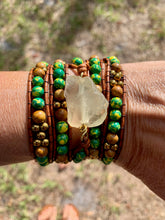 Load image into Gallery viewer, 5-Wrap with LEMON QUARTZ Centerpiece