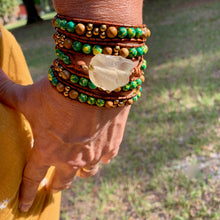 Load image into Gallery viewer, 5-Wrap with LEMON QUARTZ Centerpiece