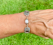 Load image into Gallery viewer, Silverware handles WHITE PEARL bracelet