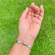 Load image into Gallery viewer, Silverware handles TURQUOISE HOWLITE bracelet