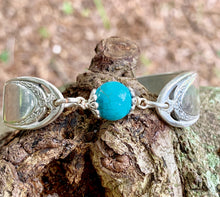 Load image into Gallery viewer, Silverware handles TURQUOISE HOWLITE bracelet