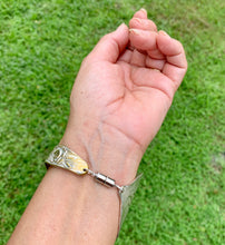 Load image into Gallery viewer, Spoon and handle YELLOW SEDIMENT JASPER bracelet