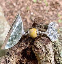 Load image into Gallery viewer, Spoon and handle YELLOW SEDIMENT JASPER bracelet