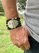 Load image into Gallery viewer, 5-Wrap with SILVERWARE centerpiece